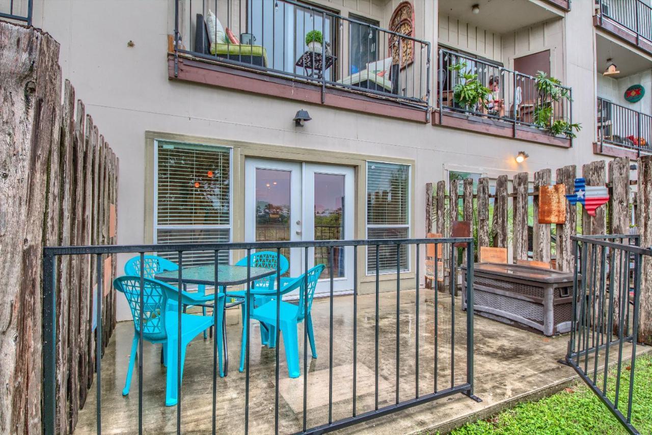 Ss 4B Riverside Condo 新布朗费尔斯 外观 照片
